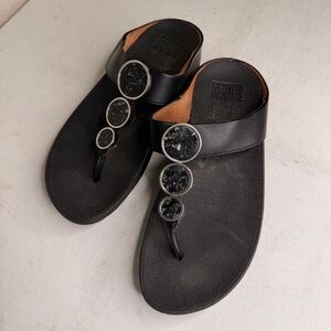 Fitflop halo triple bead slip on black sandal